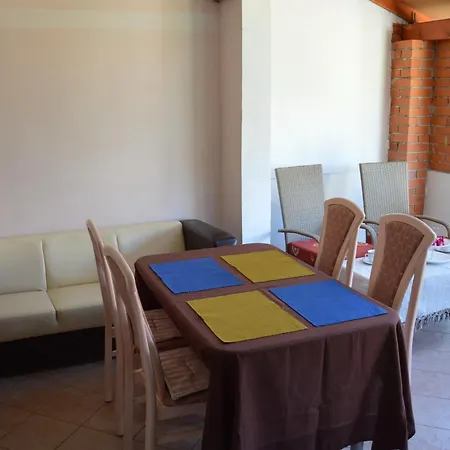 Appartement Anastazija